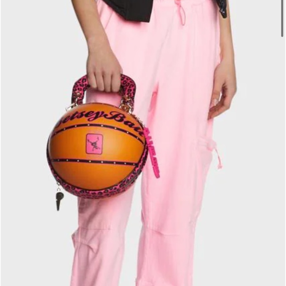 Betsey Johnson Leopard Basketball Kitsch Shoulder Bag Satchel NWT - Picture 11 of 15
